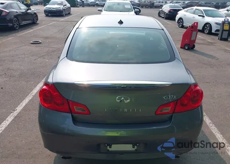 2013 Infiniti G37X из США, поврежденный, VIN JN1CV6AR6DM350426